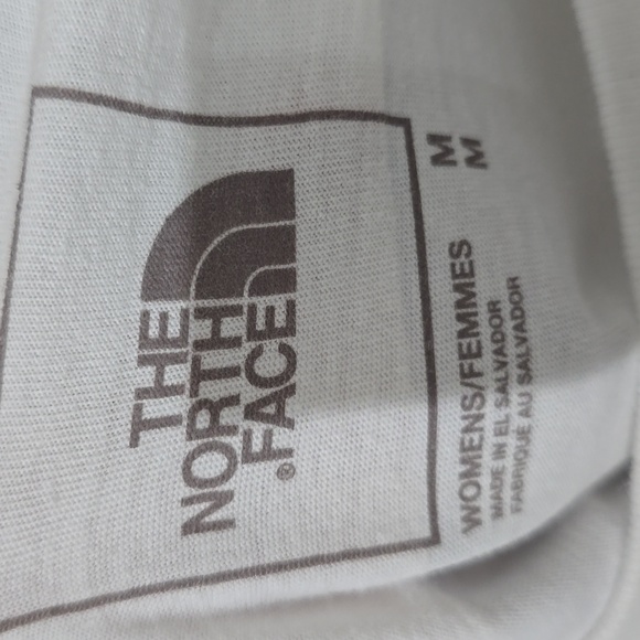 The North Face Classic White Tee With Silver Logo T-Shirt Womens Medium - Picture 2 of 11